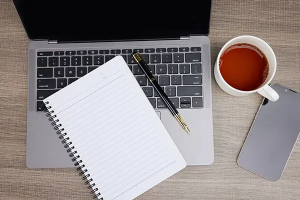 电脑出入库单用什么软件